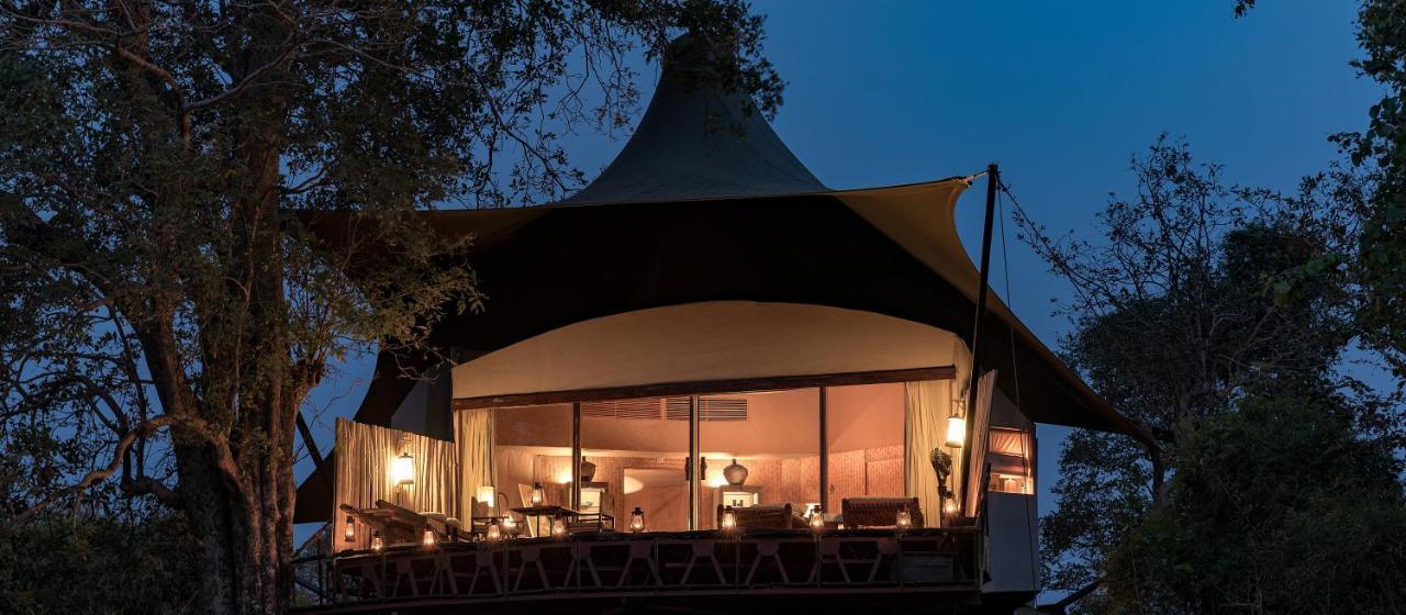 Banjaar Tola Kanha National Park - A Taj Safari Lodge Exterior photo